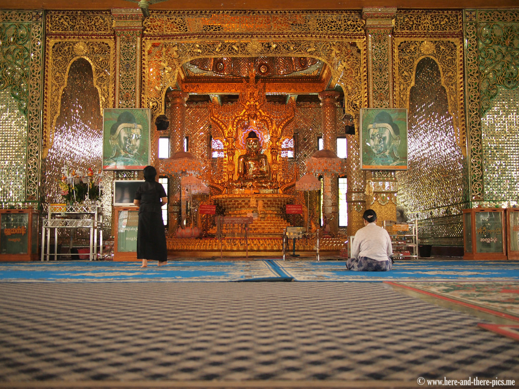 Botahtaung Pagoda, Yangon, Myanmar