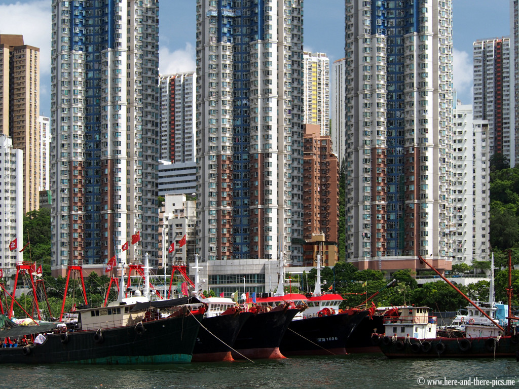 Aberdeen Harbour, from sea to buildings